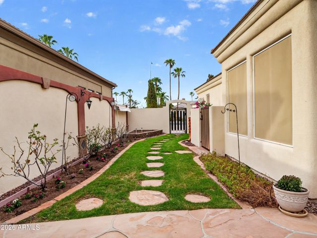 751 W AZALEA Drive, Chandler, AZ 85248