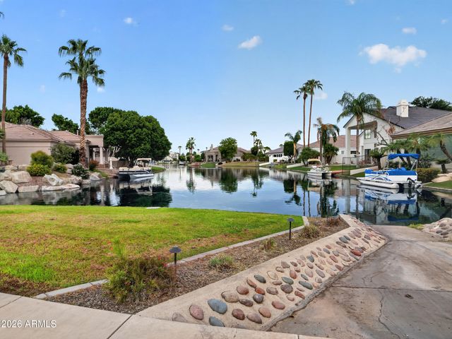 751 W AZALEA Drive, Chandler, AZ 85248