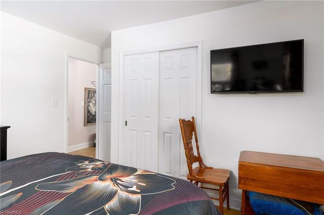 1 N Forrest Drive, Thomasville, NC 27360