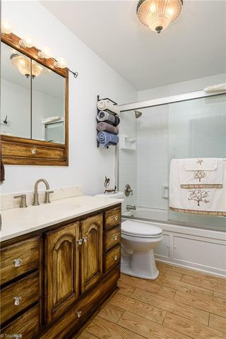 1 N Forrest Drive, Thomasville, NC 27360