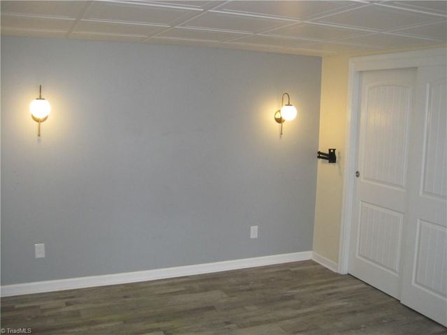 1 N Forrest Drive, Thomasville, NC 27360