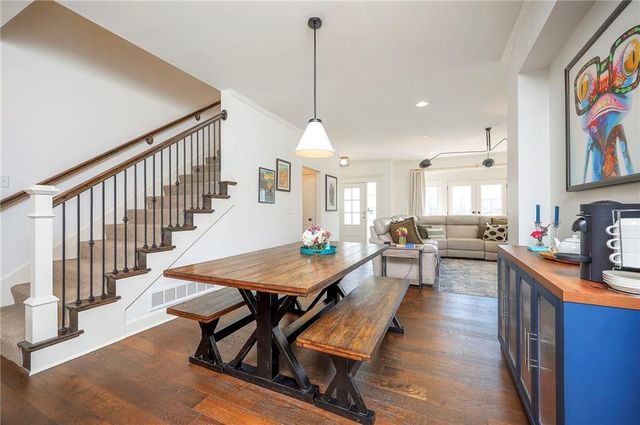 716 W 45th Street, Kansas City, MO 64111