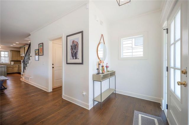 716 W 45th Street, Kansas City, MO 64111