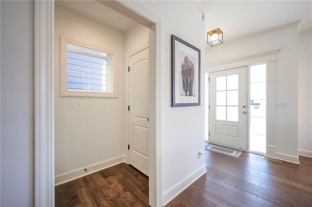 716 W 45th Street, Kansas City, MO 64111