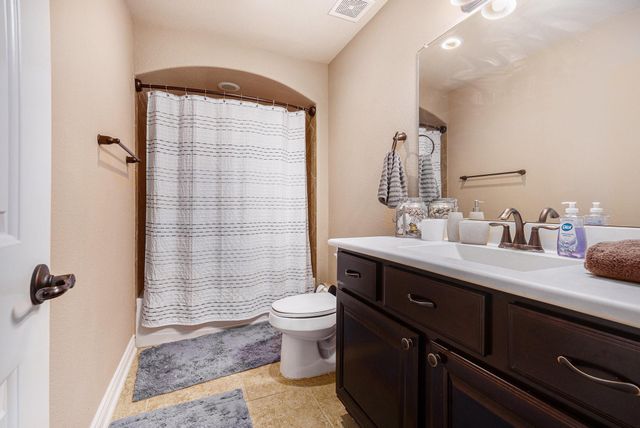 9039 Centennial Drive, Conroe, TX 77384