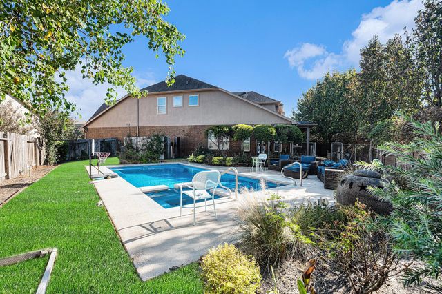 9039 Centennial Drive, Conroe, TX 77384