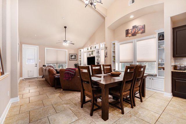 9039 Centennial Drive, Conroe, TX 77384