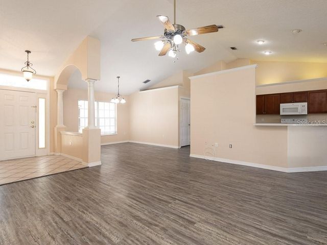 34016 VALENCIA DRIVE, Leesburg, FL 34788