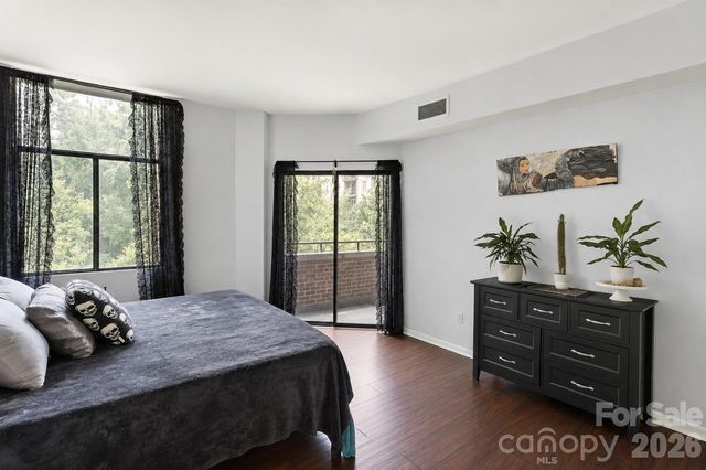 224 N Poplar Street 22, Charlotte, NC 28202