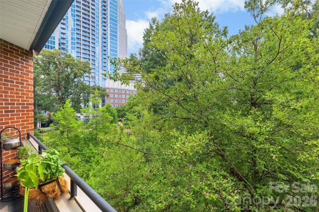 224 N Poplar Street 22, Charlotte, NC 28202