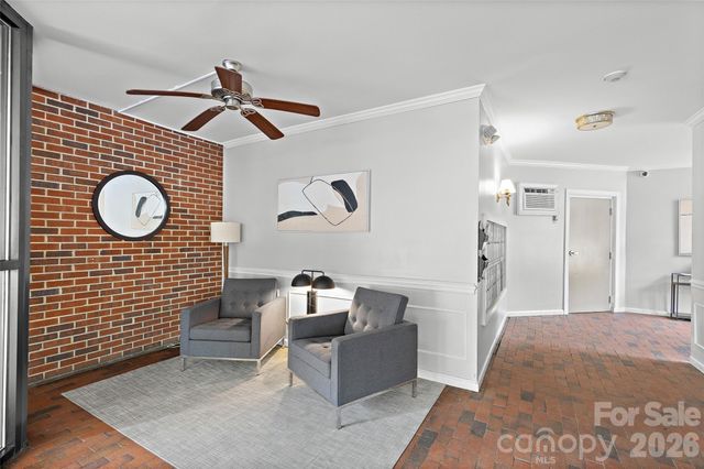 224 N Poplar Street 22, Charlotte, NC 28202