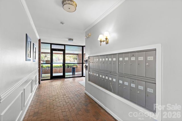 224 N Poplar Street 22, Charlotte, NC 28202