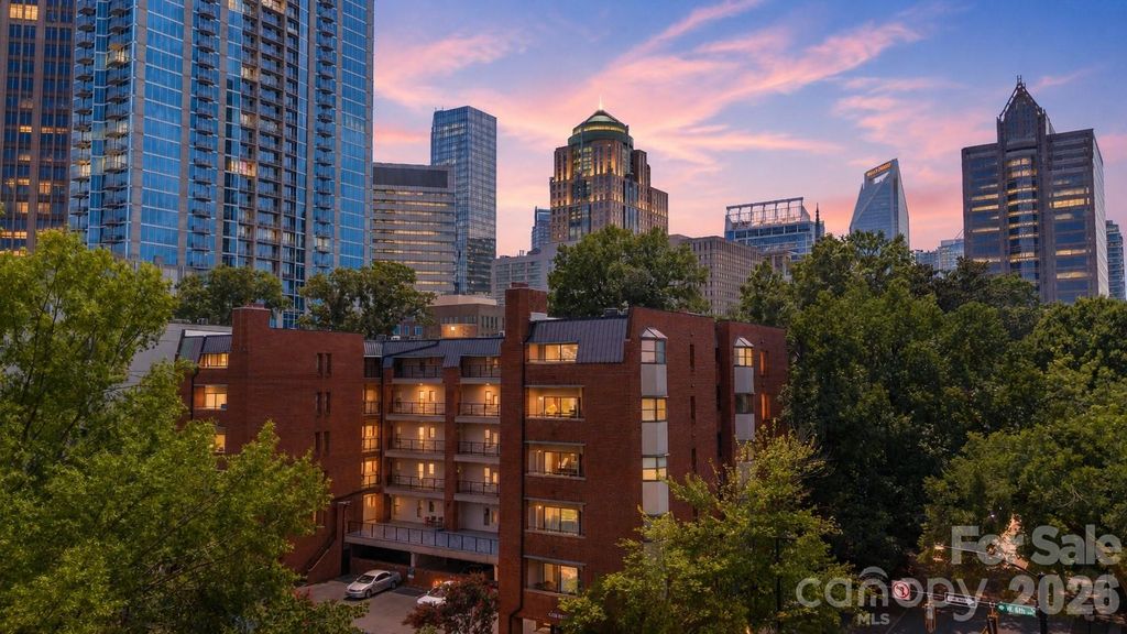 224 N Poplar Street 22, Charlotte, NC 28202