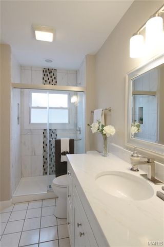 13815 olive Boulevard, Chesterfield, MO 63017