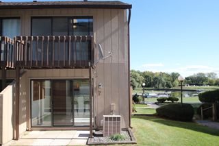 56 Vail Colony 5, Fox Lake, IL 60020