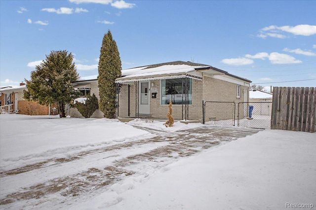 32961 Wexford Drive, Warren, MI 48092