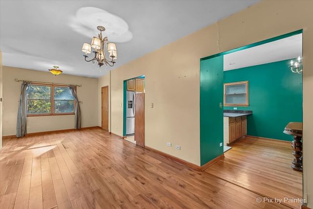 31 W Harrison Road, Lombard, IL 60148