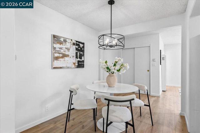 850 Harmony Dr, Hayward, CA 94541