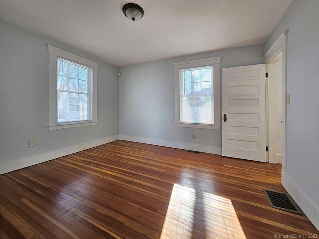 34 Woodland Street, New Haven, CT 06511