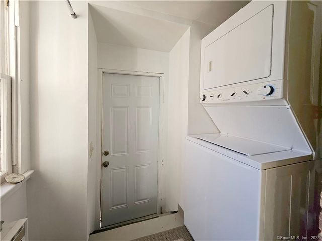 34 Woodland Street, New Haven, CT 06511