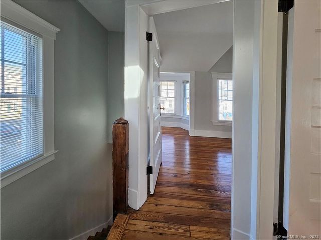 34 Woodland Street, New Haven, CT 06511