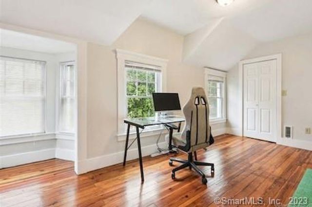 34 Woodland Street, New Haven, CT 06511