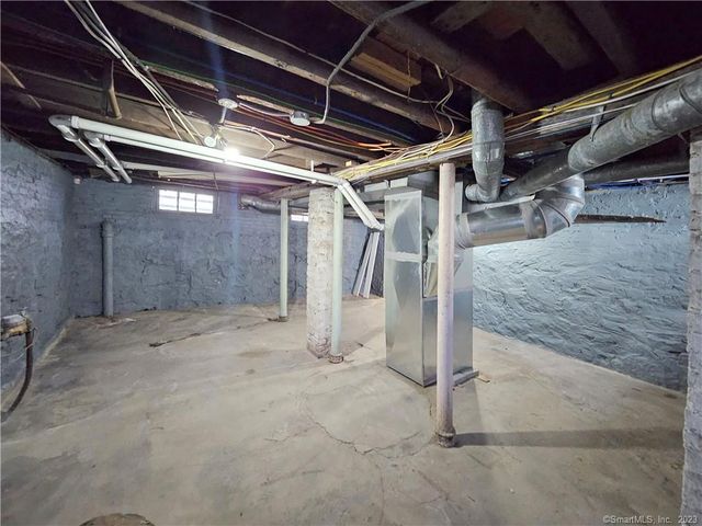 34 Woodland Street, New Haven, CT 06511