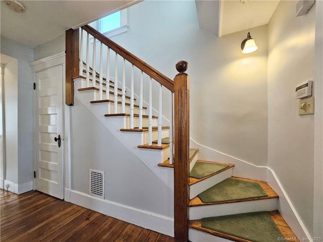 34 Woodland Street, New Haven, CT 06511