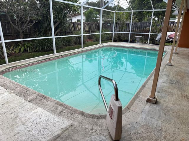 9160 SW 54th Place, Cooper City, FL 33328