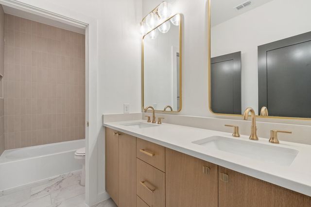 2225 Branard Street, Houston, TX 77098