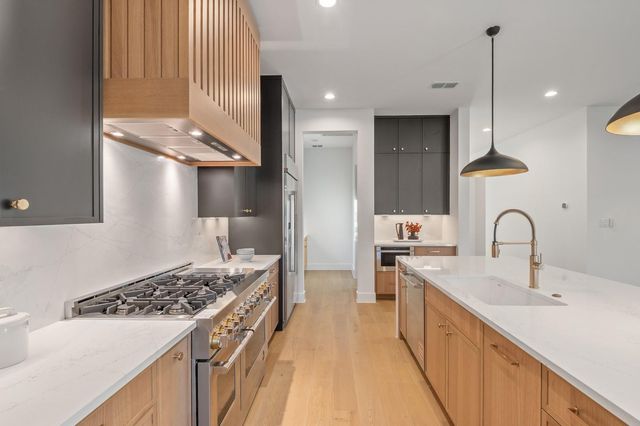 2225 Branard Street, Houston, TX 77098