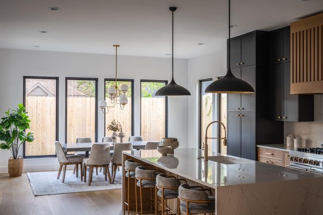 2225 Branard Street, Houston, TX 77098