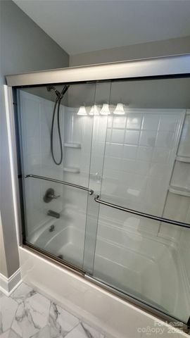 3813 Woodgreen Terrace, Charlotte, NC 28205