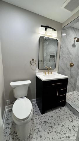 3813 Woodgreen Terrace, Charlotte, NC 28205