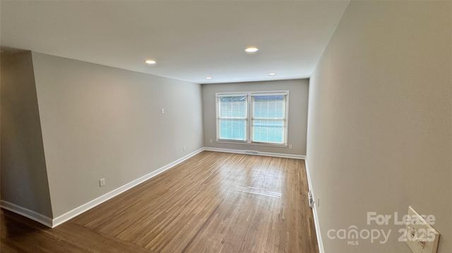 3813 Woodgreen Terrace, Charlotte, NC 28205