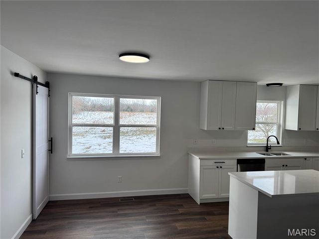 697 Linns Mill Road, Troy, MO 63379