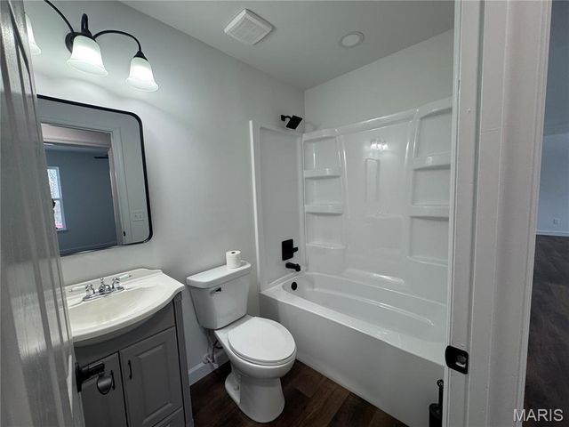 697 Linns Mill Road, Troy, MO 63379