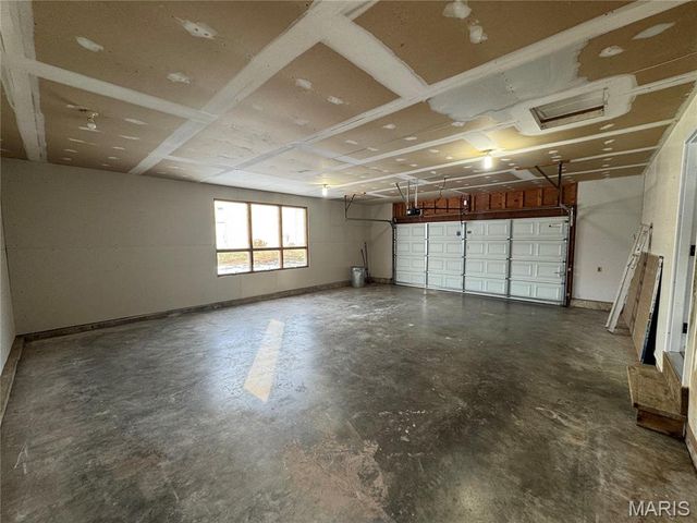 697 Linns Mill Road, Troy, MO 63379