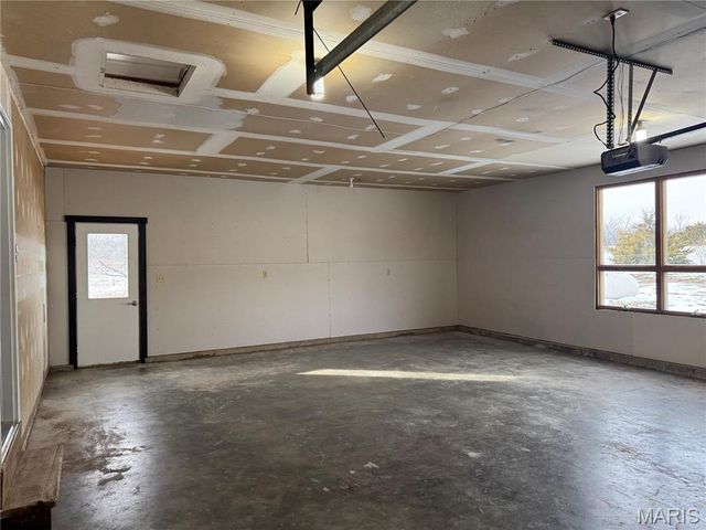 697 Linns Mill Road, Troy, MO 63379