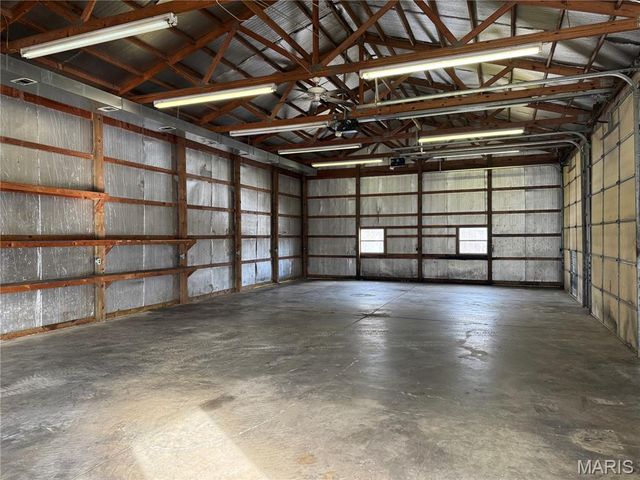 697 Linns Mill Road, Troy, MO 63379