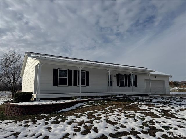 697 Linns Mill Road, Troy, MO 63379