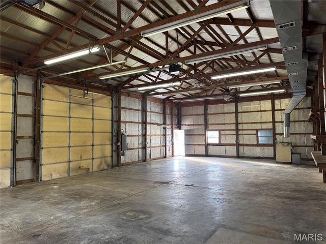 697 Linns Mill Road, Troy, MO 63379