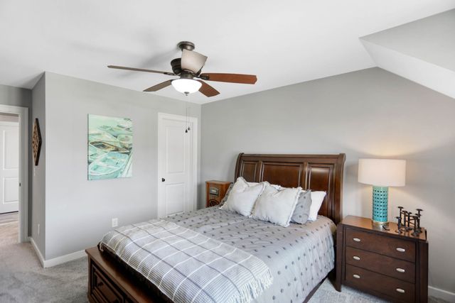 2136 Neill Ln, Cross Plains, TN 37049