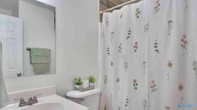 405 E Charlotte Avenue, Scottsboro, AL 35768