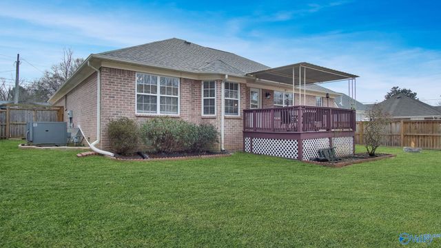 405 E Charlotte Avenue, Scottsboro, AL 35768