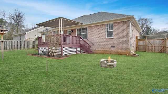 405 E Charlotte Avenue, Scottsboro, AL 35768