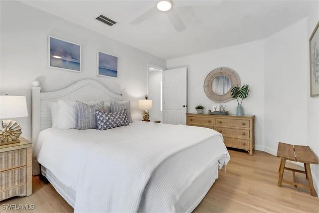 1097 Frank Whiteman BLVD, Naples, FL 34103