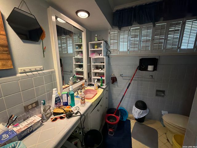 114 Maplewood, San Antonio, TX 78216