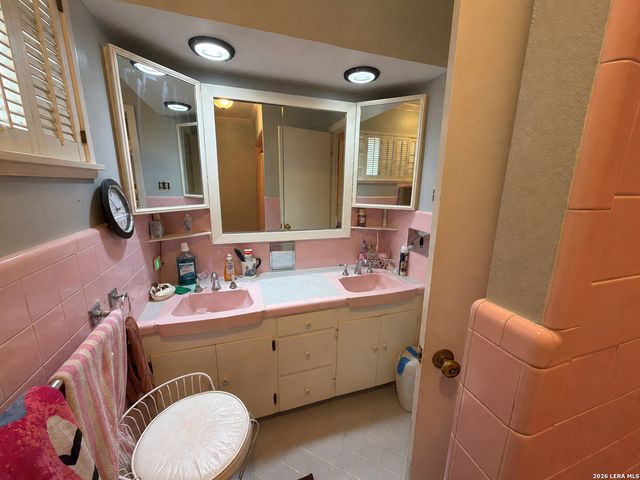 114 Maplewood, San Antonio, TX 78216