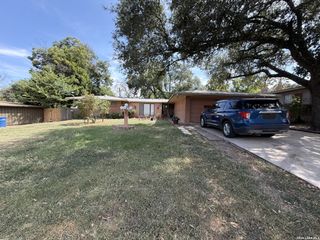 114 Maplewood, San Antonio, TX 78216